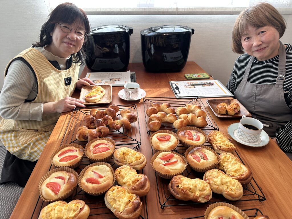 お惣菜パンと生徒さん