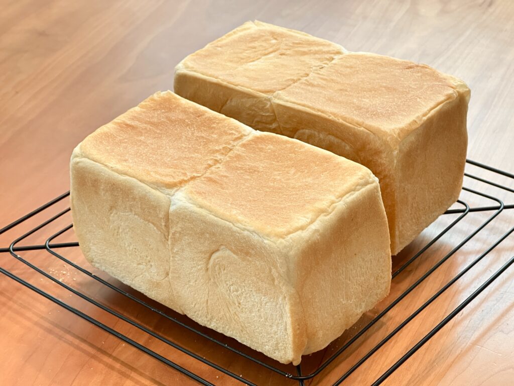 講師が焼いた食パン