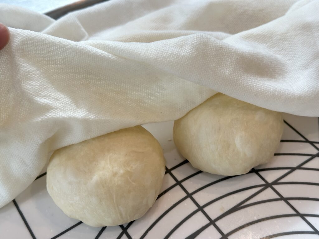 ベンチタイムをとっている生地