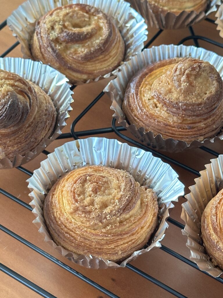 クロワッサンの切れ端で作ったお菓子