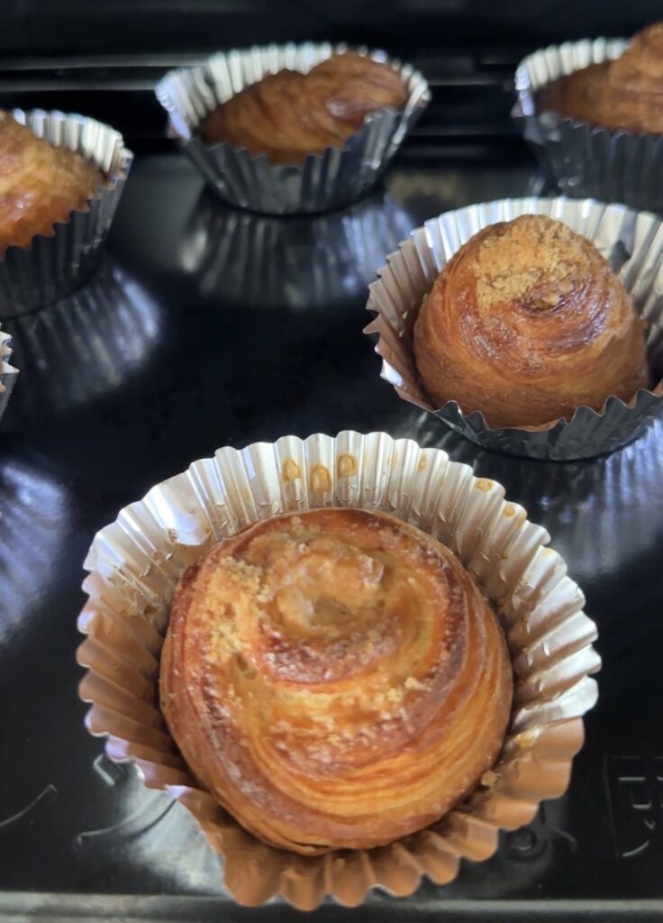 クロワッサンの切れ端で作ったお菓子