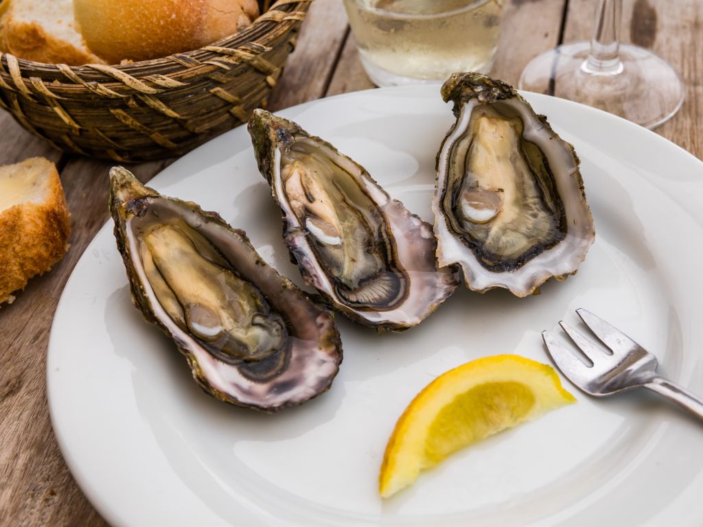 パンとワインと牡蠣