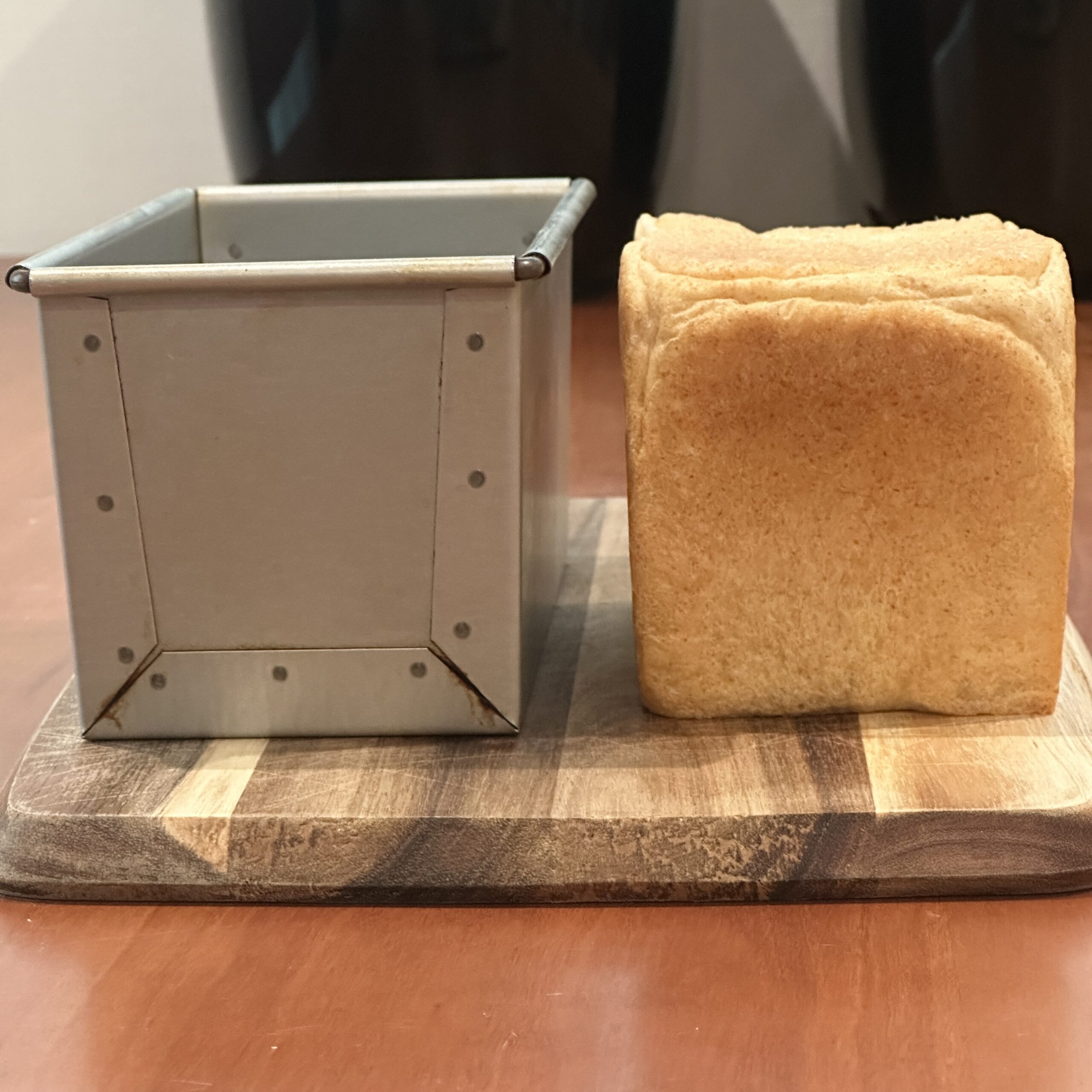 食パン型と食パン