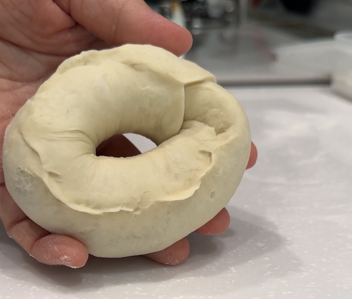 ベーグルの成形